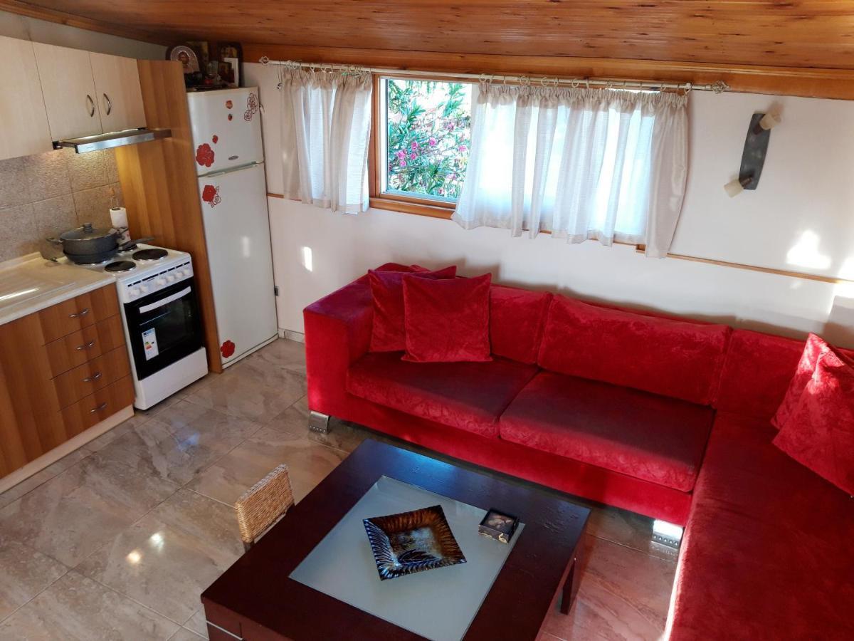 Handmade Peaceful Cozy House Near The Beach Nea Kallikrateia Exterior photo